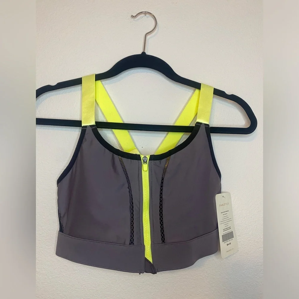 Fabletics NWT medium sports bra
